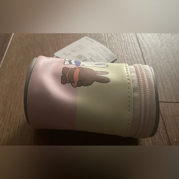 MIFFY-Imported (NWT) Mini Zipped Faux Leather Pouch - Picture 7 of 12